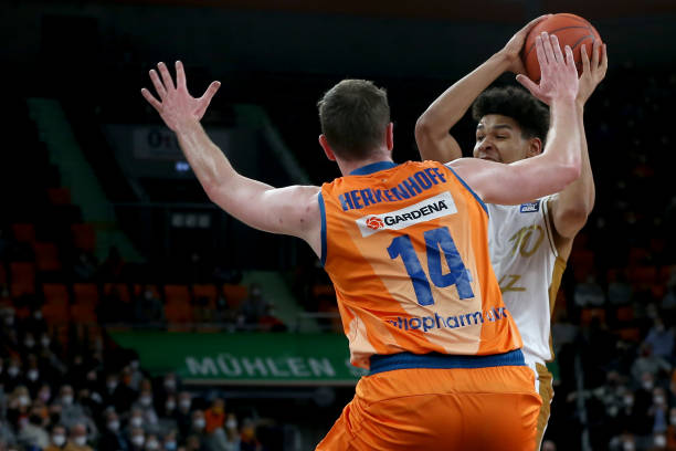 场立于不败 场立于不败