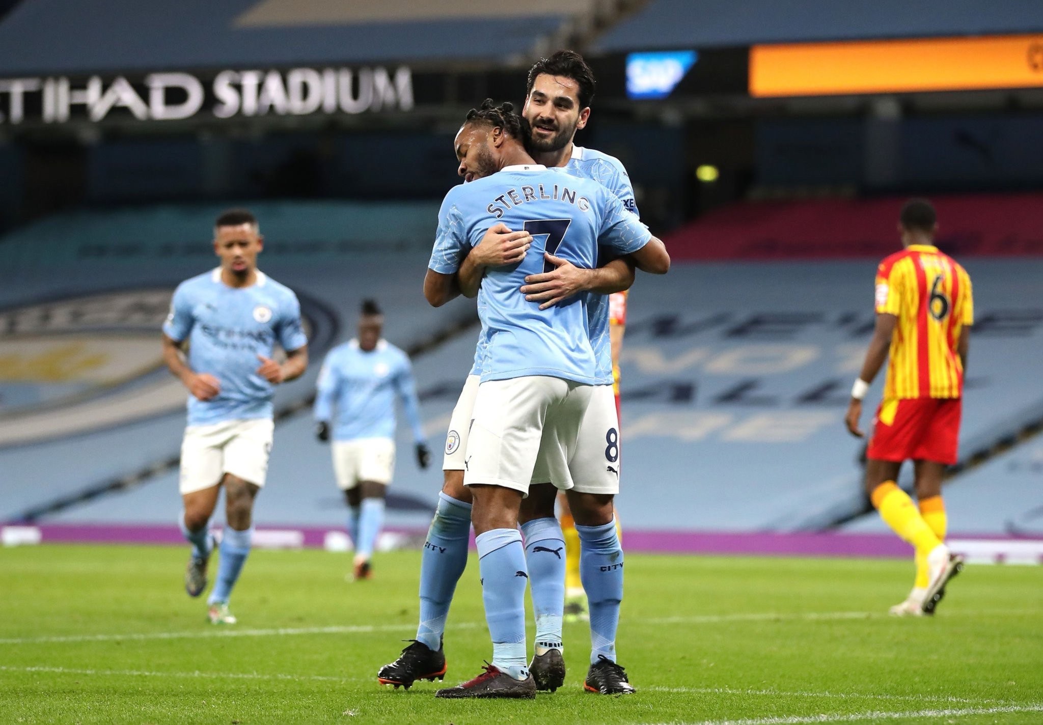 青年培训体 青年培训体