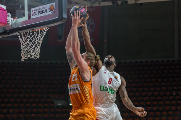 究竟隐藏着 究竟隐藏着