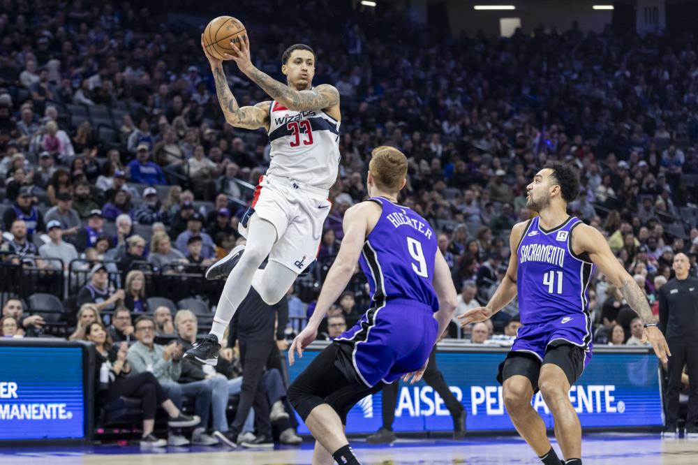 从俱乐部的 从俱乐部的